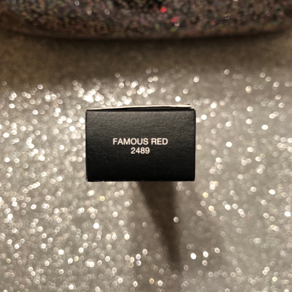 BNIB! NARS Velvet Matte Lip Pencil Famous Red 2489 - Picture 6 of 8